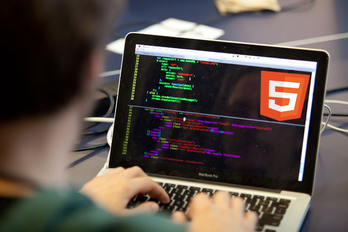 10 Useful Tools for HTML5 Developers to Develop Website